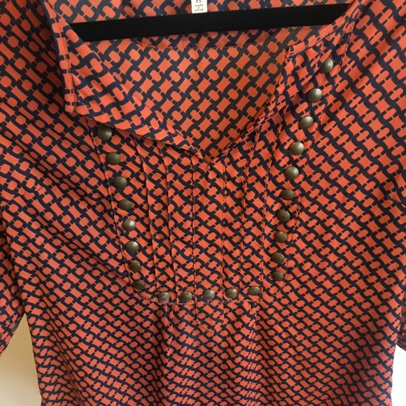 41 Hawthorn 3/4 Sleeve Popover Blouse - Picture 2 of 3